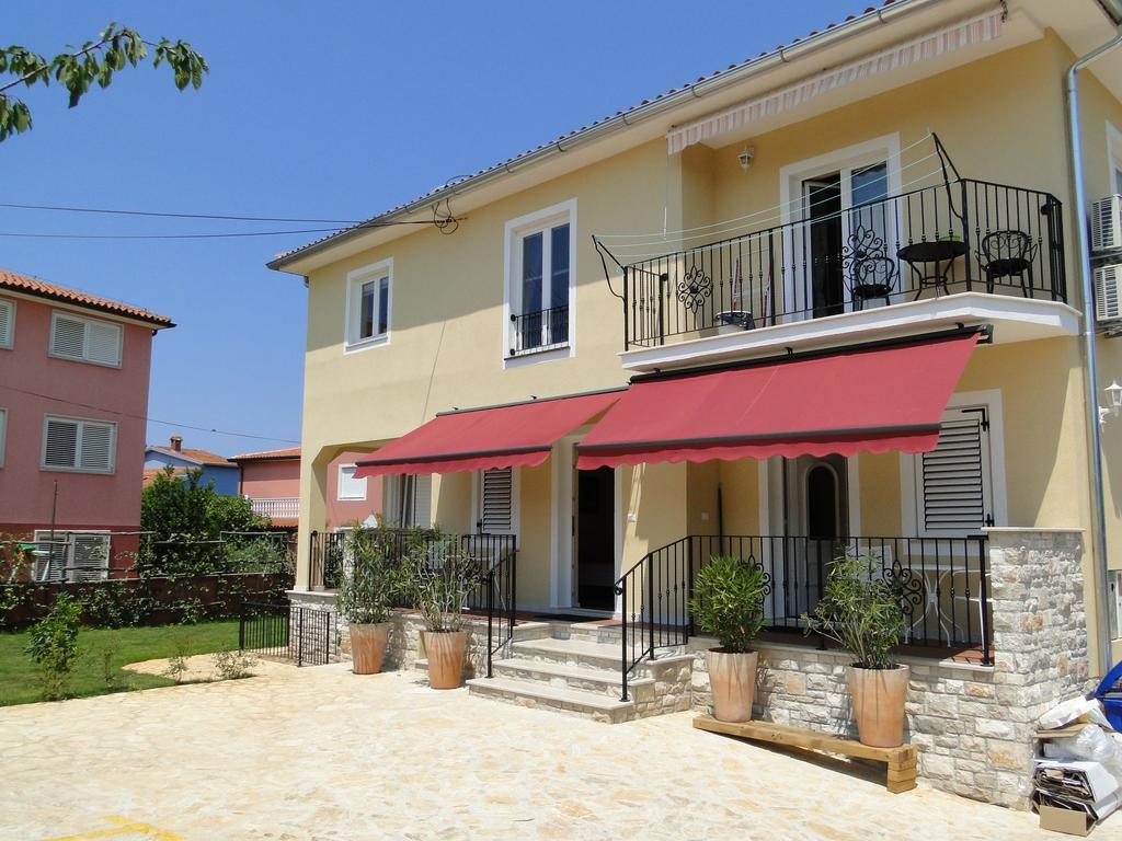 Apartments Villa Ela Umag Room photo