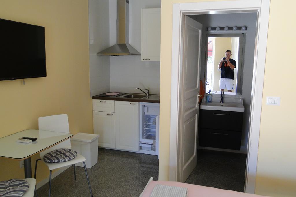Apartments Villa Ela Umag Exterior photo